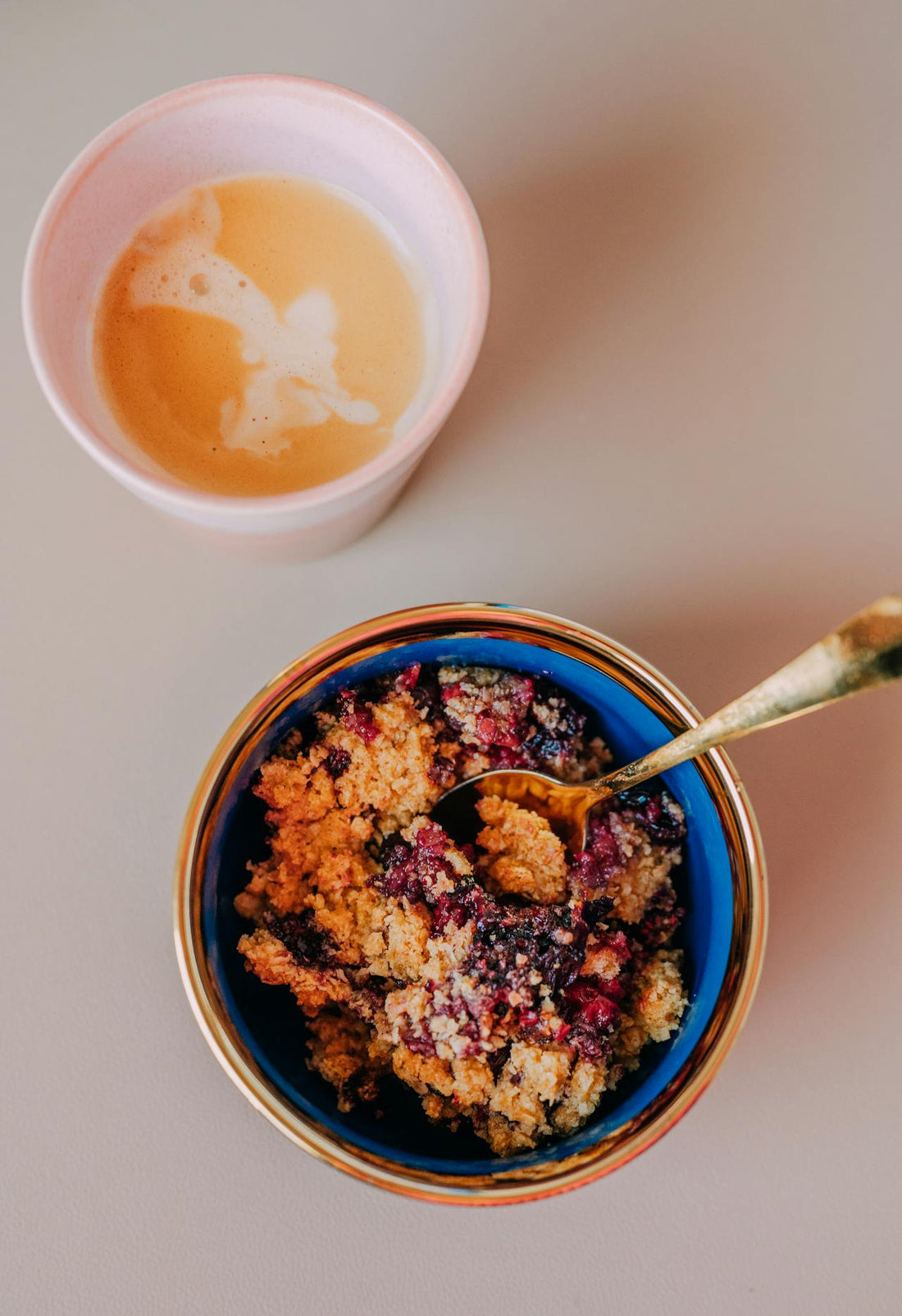 Recette de crumble aux fruits sans gluten : croustillant et gourmand